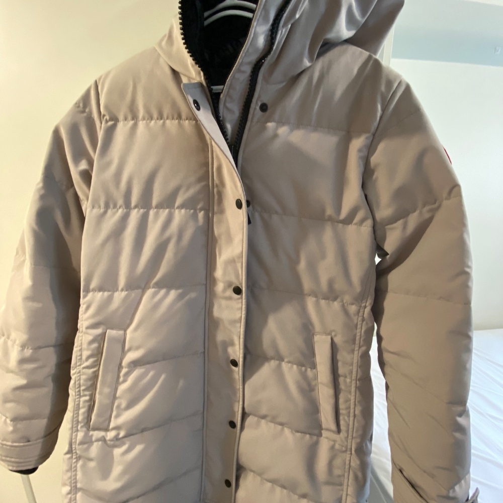 Canada Goose Parka - Picture 2 of 12